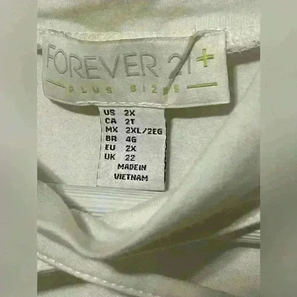 Forever 21 2X White Body Suit - Picture 3 of 5